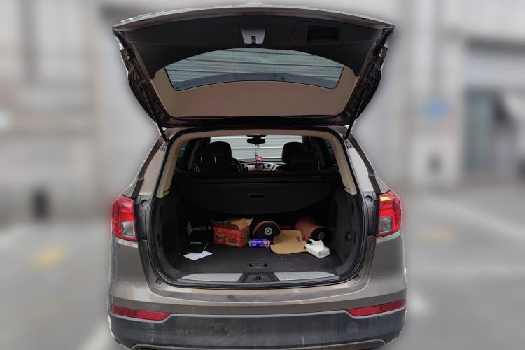 Used Buick Envision 2017 20T Two-Wheel Drive Elite Version Trunk