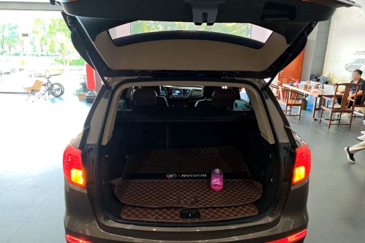 Used Buick Envision 2017 20T Two-Wheel Drive Elite Version Trunk