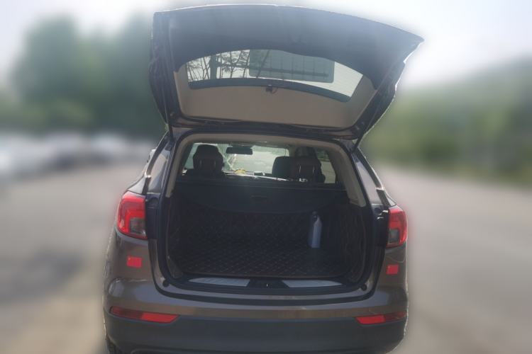 Used Buick Envision 2017 20T Two-Wheel Drive Elite Version Trunk