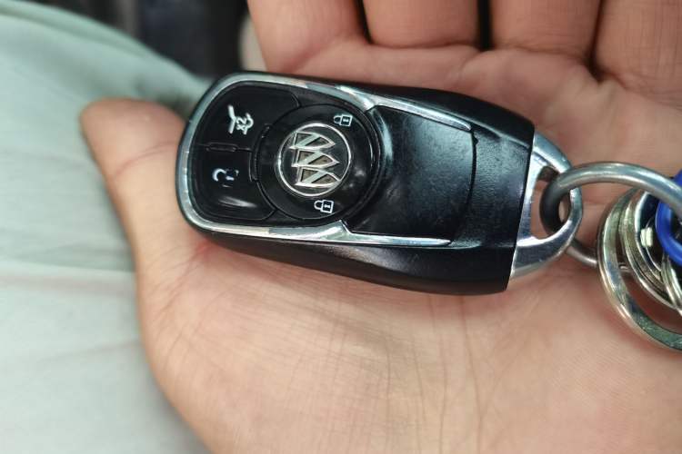 Used Buick Envision 2017 20T Two-Wheel Drive Luxury Model Vehicle Key