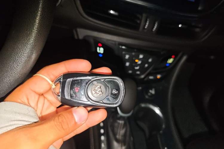 Used Buick Envision 2017 20T Two-Wheel Drive Leading Version Vehicle Key