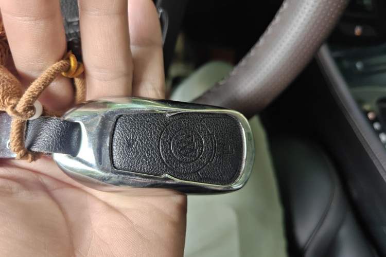 Used Buick Envision 2017 20T Two-Wheel Drive Leading Version Vehicle Key
