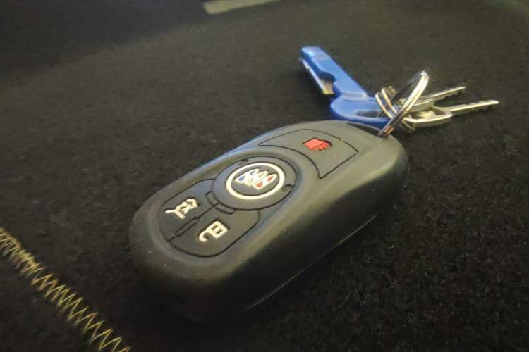 Used Buick Envision 2017 28T Four-Wheel Drive Elite Model Vehicle Key