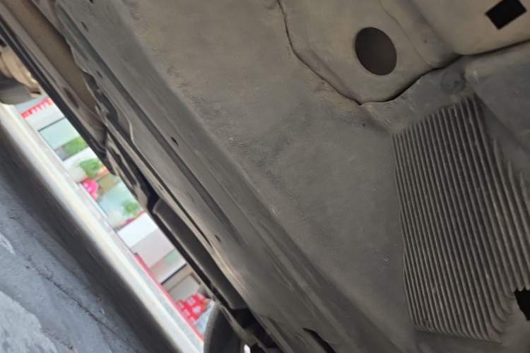 Used Buick Envision 2017 28T Four-Wheel Drive Elite Model Chassis Rear Left