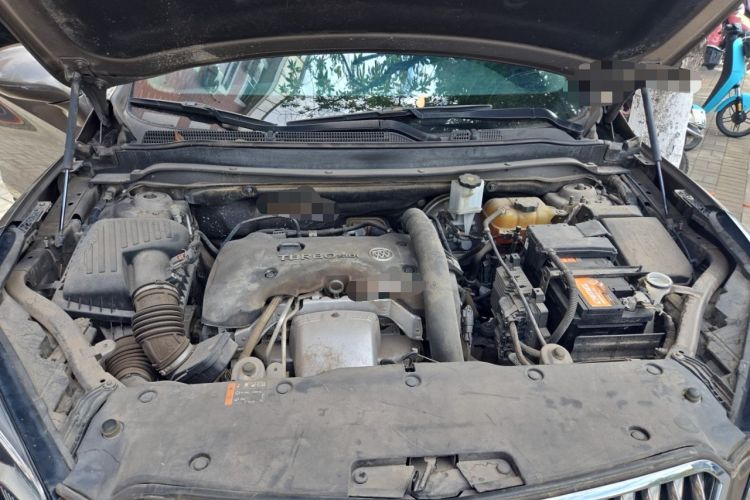 Used Buick Envision 2017 28T Four-Wheel Drive Elite Model Engine Bay