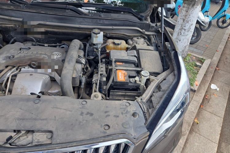 Used Buick Envision 2017 28T Four-Wheel Drive Elite Model Engine Bay Left