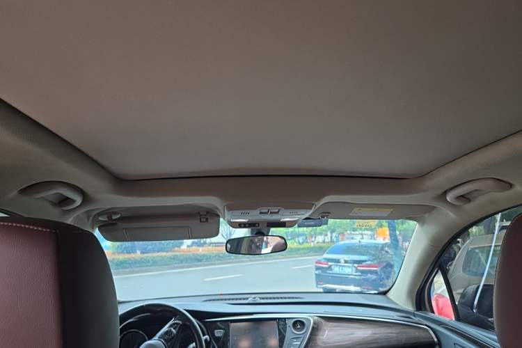 Used Buick Envision 2017 28T Four-Wheel Drive Elite Model Headliner