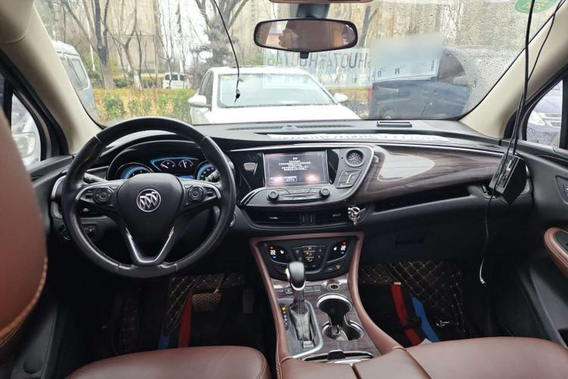 Used Buick Envision 2017 20T Two-Wheel Drive Luxury Model Center Console