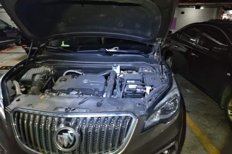 Used Buick Envision 2017 20T Two-Wheel Drive Leading Version Engine Bay Left