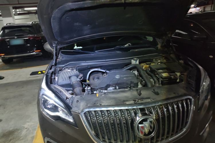 Used Buick Envision 2017 20T Two-Wheel Drive Leading Version Engine Bay Right