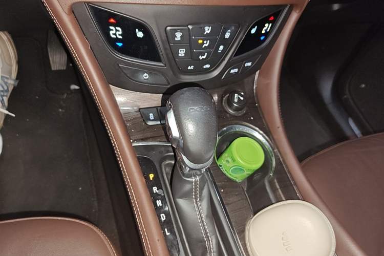 Used Buick Envision 2017 20T Two-Wheel Drive Elite Version Gear Lever