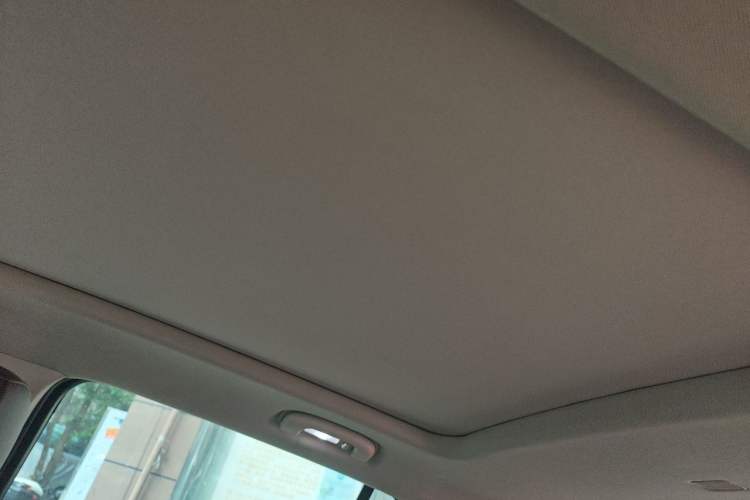 Used Buick Envision 2017 28T Four-Wheel Drive Elite Model Headliner