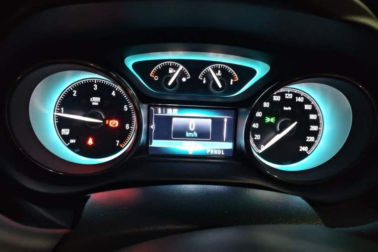 Used Buick Envision 2017 20T Two-Wheel Drive Leading Version Instrument Cluster