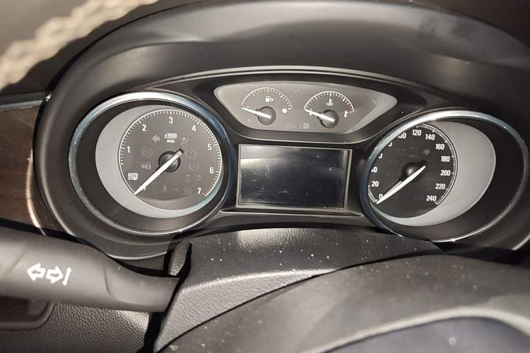 Used Buick Envision 2017 20T Two-Wheel Drive Elite Version Instrument Cluster
