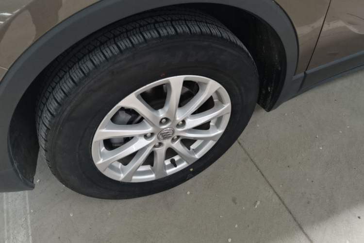 Used Buick Envision 2017 20T Two-Wheel Drive Elite Version Left Front Wheel Hub