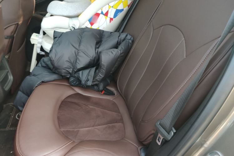 Used Buick Envision 2017 20T Two-Wheel Drive Elite Version Left Rear Seat