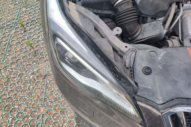 Used Buick Envision 2017 28T Four-Wheel Drive Elite Model Right Front Headlight