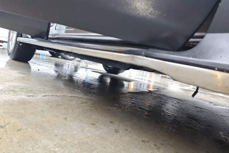 Used Buick Envision 2017 20T Two-Wheel Drive Luxury Model Right Side Sill