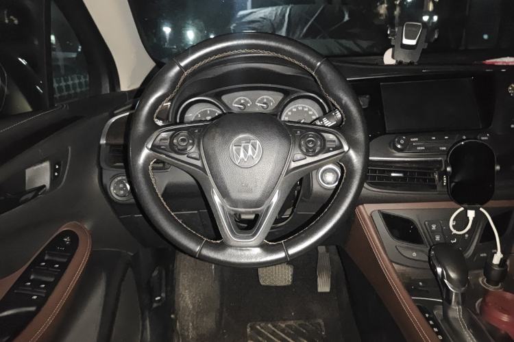 Used Buick Envision 2017 20T Two-Wheel Drive Elite Version Steering Wheel