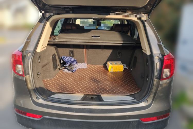 Used Buick Envision 2017 20T Two-Wheel Drive Elite Version Trunk