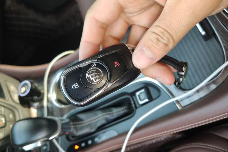 Used Buick Envision 2017 20T Two-Wheel Drive Elite Version Vehicle Key