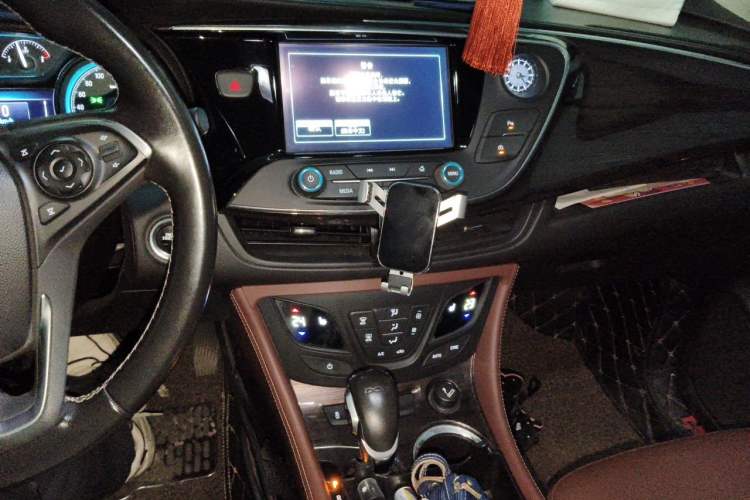 Used Buick Envision 2017 20T Two-Wheel Drive Elite Version Audio And AC Panel