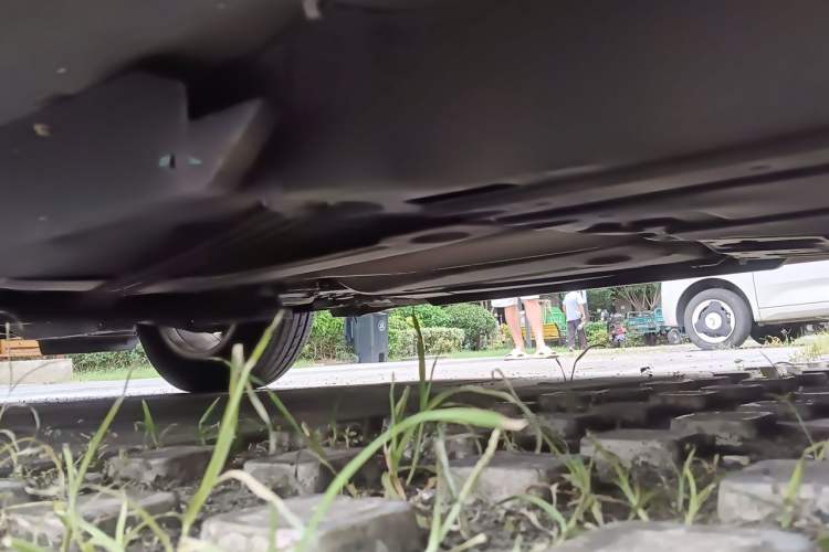 Used Buick Envision 2017 20T Two-Wheel Drive Luxury Model Chassis Rear Left