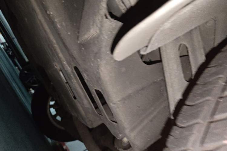 Used Buick Envision 2017 20T Two-Wheel Drive Elite Version Chassis Rear Left
