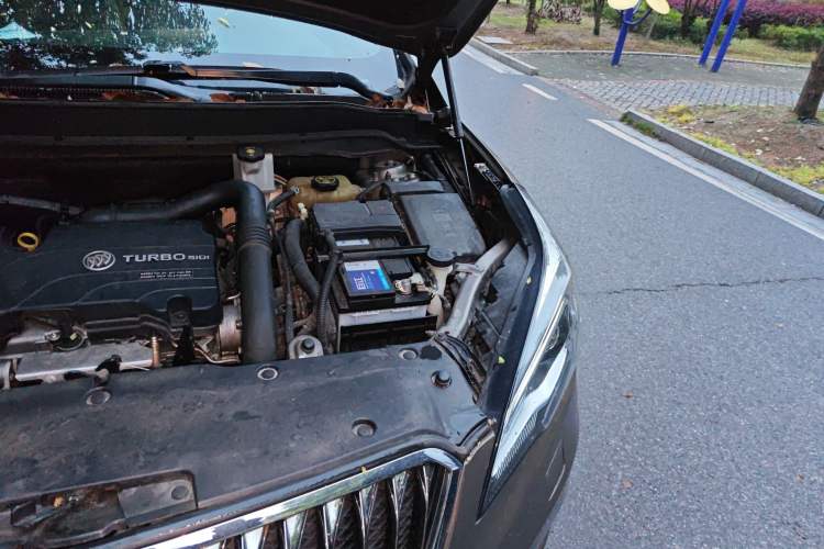 Used Buick Envision 2017 20T Two-Wheel Drive Luxury Model Engine Bay Left