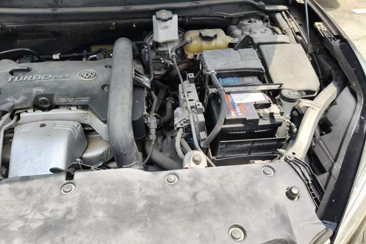 Used Buick Envision 2017 28T Four-Wheel Drive Elite Model Engine Bay Left