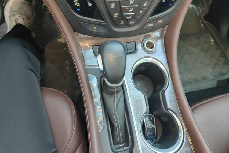 Used Buick Envision 2017 20T Two-Wheel Drive Luxury Model Gear Lever