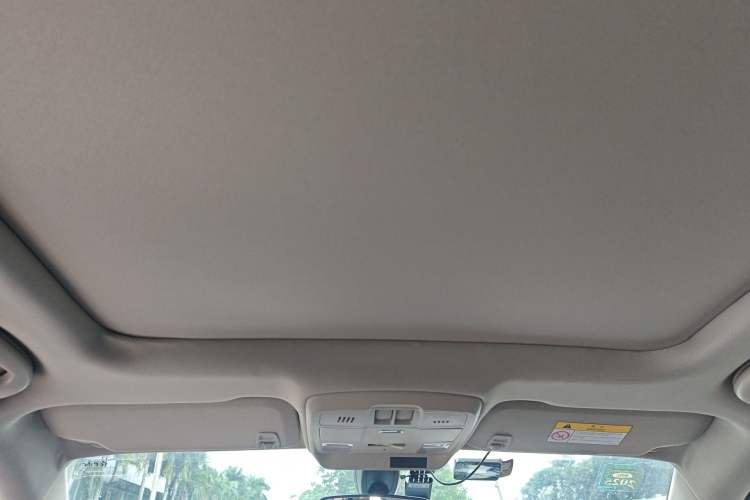 Used Buick Envision 2017 20T Two-Wheel Drive Elite Version Headliner