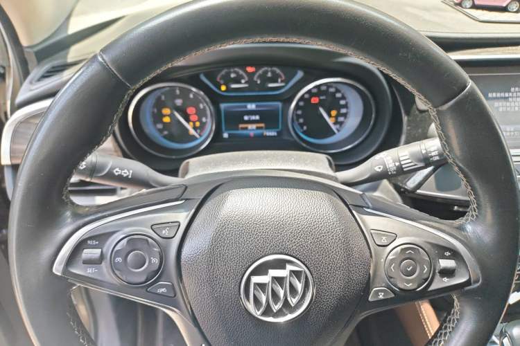 Used Buick Envision 2017 28T Four-Wheel Drive Elite Model Instrument Cluster