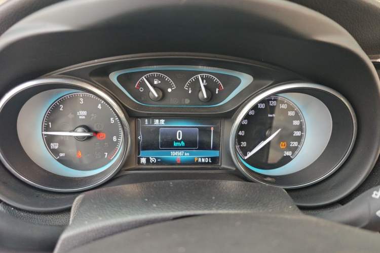 Used Buick Envision 2017 28T Four-Wheel Drive Elite Model Instrument Cluster