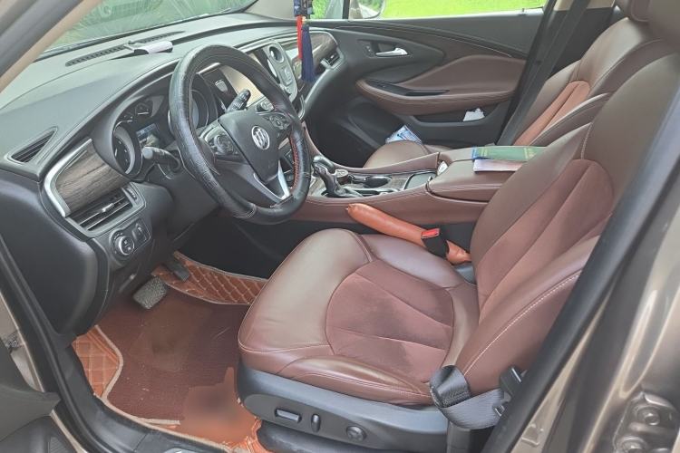 Used Buick Envision 2017 20T Two-Wheel Drive Luxury Model Left Front Seat