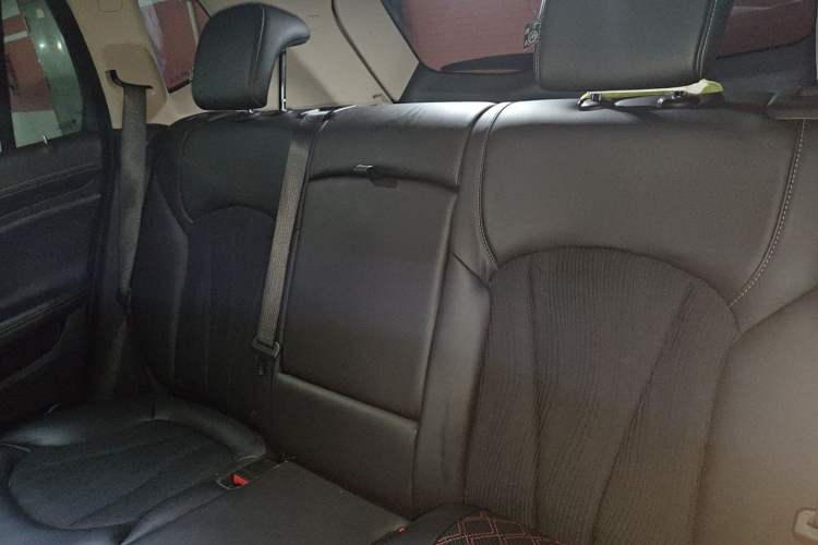 Used Buick Envision 2017 20T Two-Wheel Drive Elite Version Left Rear Seat