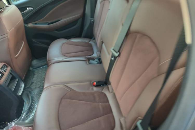 Used Buick Envision 2017 20T Two-Wheel Drive Luxury Model Left Rear Seat