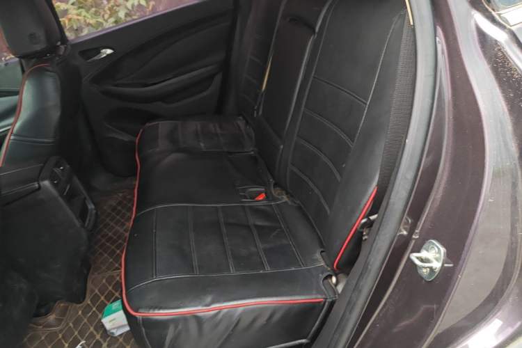 Used Buick Envision 2017 20T Two-Wheel Drive Leading Version Left Rear Seat