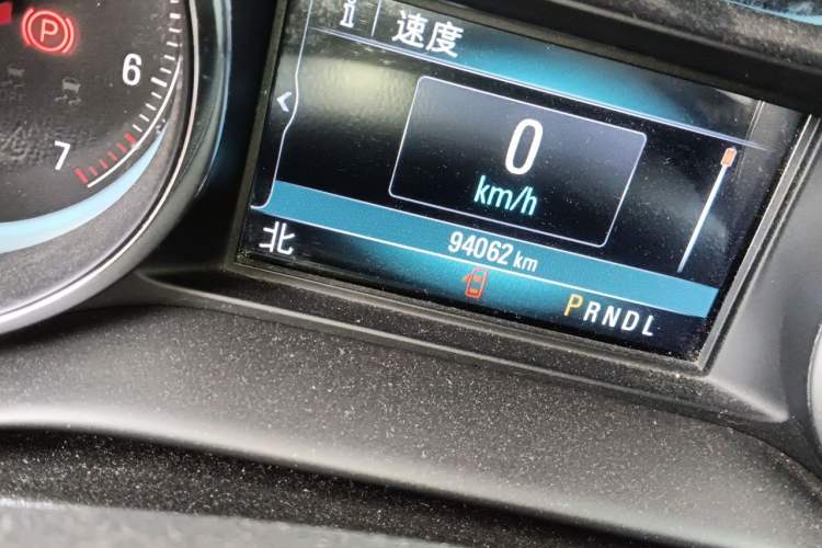 Used Buick Envision 2017 20T Two-Wheel Drive Luxury Model Odometer Close Up