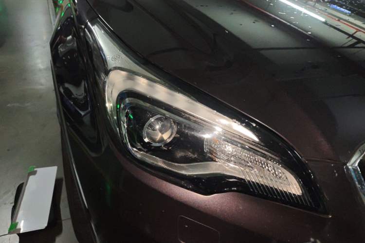 Used Buick Envision 2017 28T Four-Wheel Drive Elite Model Right Front Headlight