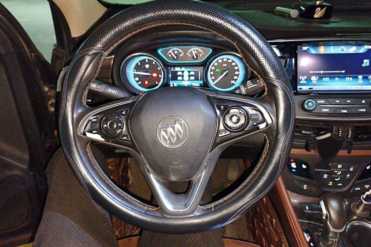 Used Buick Envision 2017 28T Four-Wheel Drive Elite Model Steering Wheel