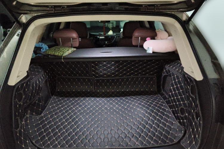 Used Buick Envision 2017 20T Two-Wheel Drive Elite Version Trunk