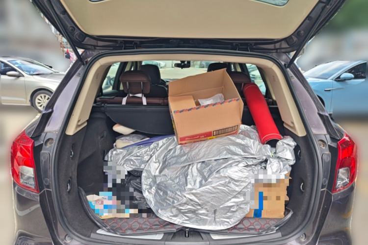 Used Buick Envision 2017 20T Two-Wheel Drive Elite Version Trunk