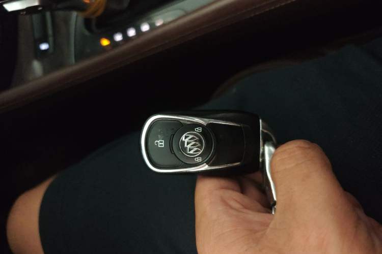 Used Buick Envision 2017 20T Two-Wheel Drive Elite Version Vehicle Key
