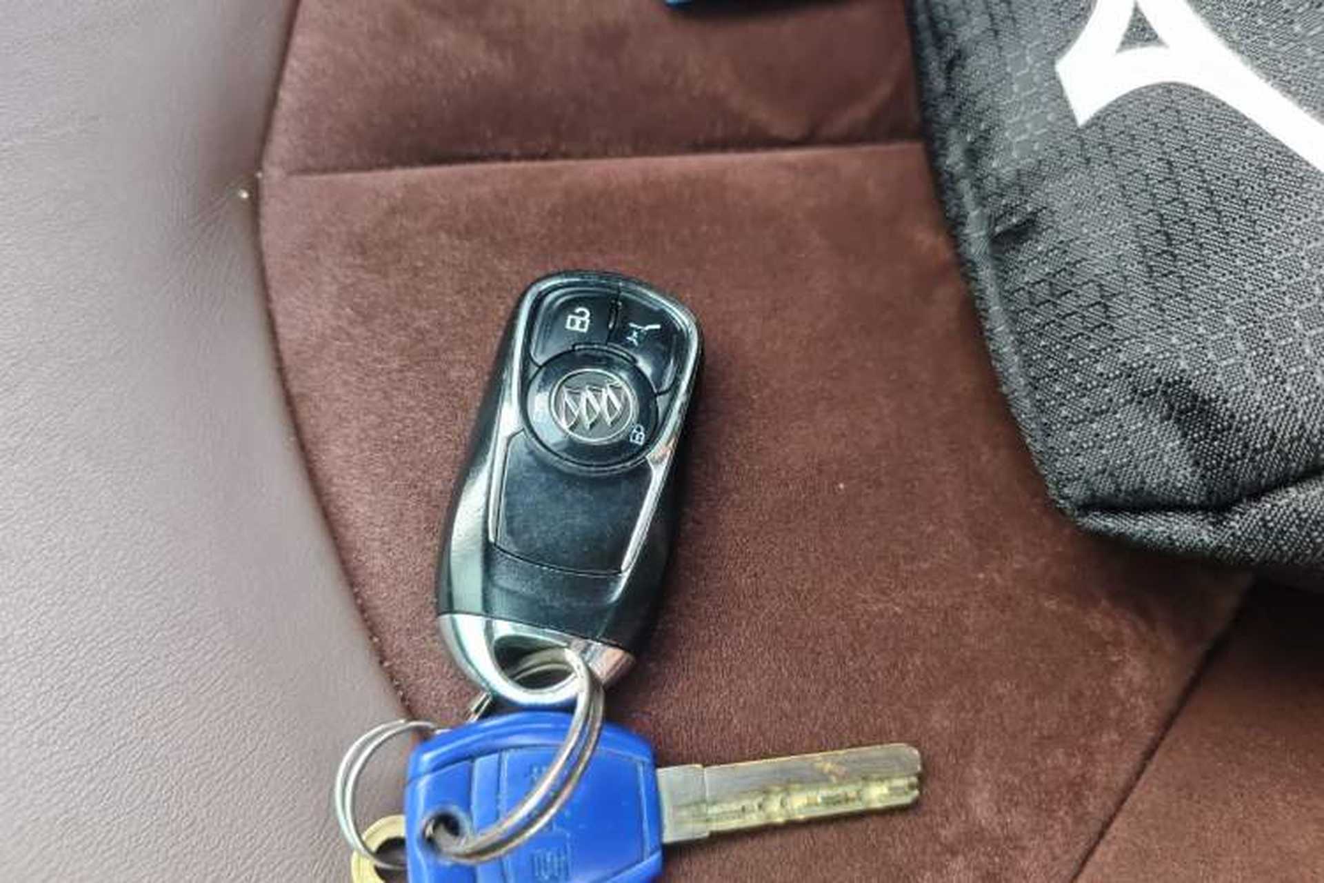 Used Buick Envision 2017 28T Four-Wheel Drive Elite Model Vehicle Key