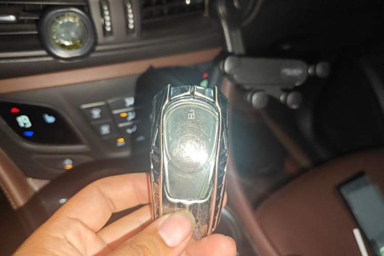 Used Buick Envision 2017 20T Two-Wheel Drive Elite Version Vehicle Key