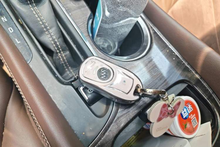 Used Buick Envision 2017 28T Four-Wheel Drive Elite Model Vehicle Key