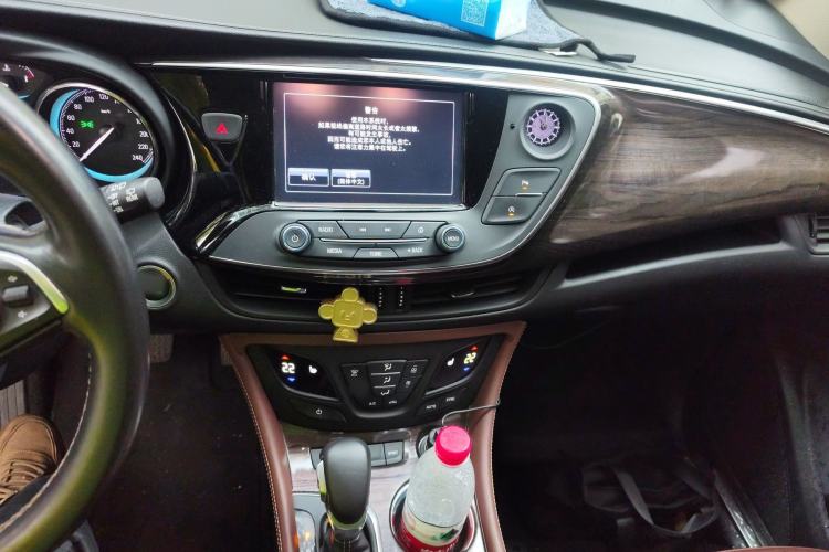Used Buick Envision 2017 28T Four-Wheel Drive Elite Model Audio And AC Panel