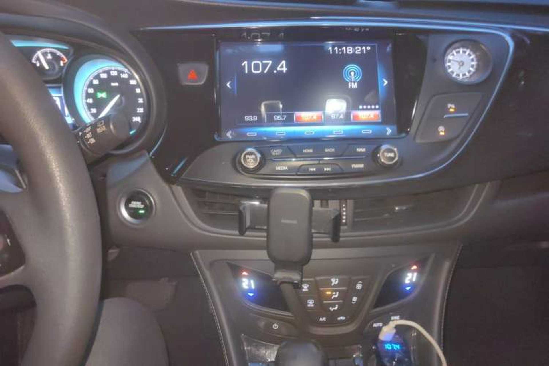 Used Buick Envision 2017 20T Two-Wheel Drive Leading Version Audio And AC Panel
