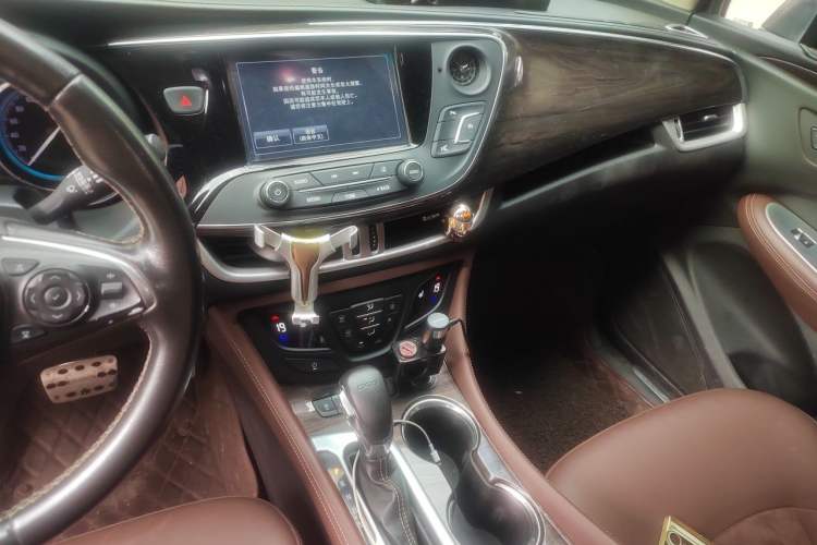 Used Buick Envision 2017 20T Two-Wheel Drive Luxury Model Audio And AC Panel